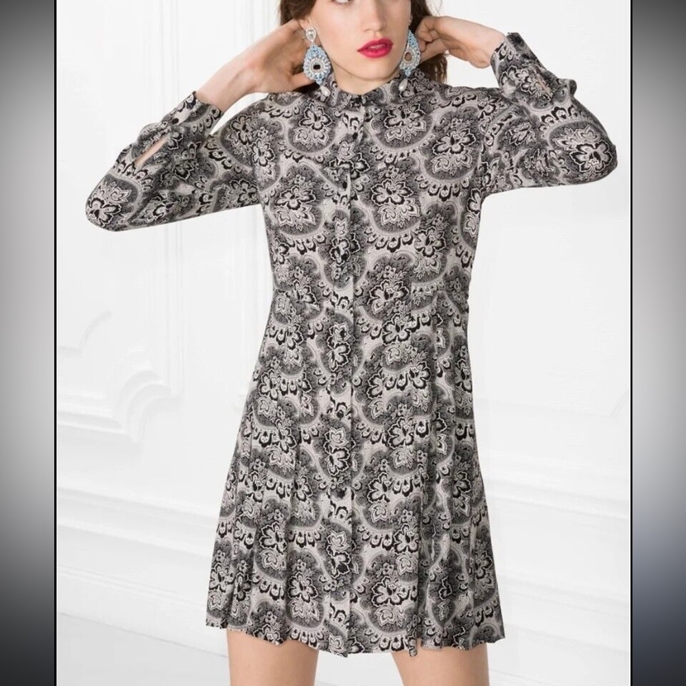& Other Stories Black and White Floral Button Up Long Sleeve Mini Shirt Dress